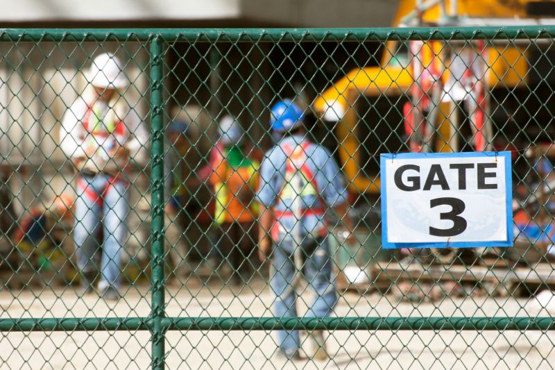 Hurricane Fence Installation in Roseville, CA